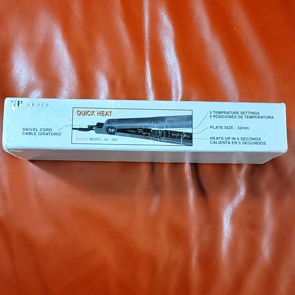 Ceramic Hair Iron - Picture 3 of 3